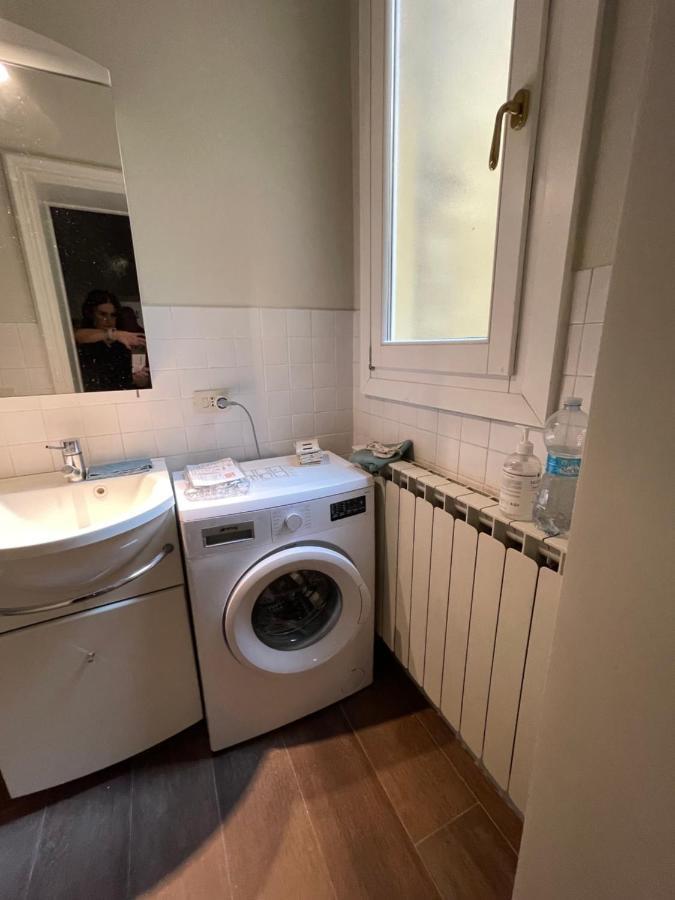 Maison Vert Appartamento In Centro Storico A Modena Módena Exterior foto