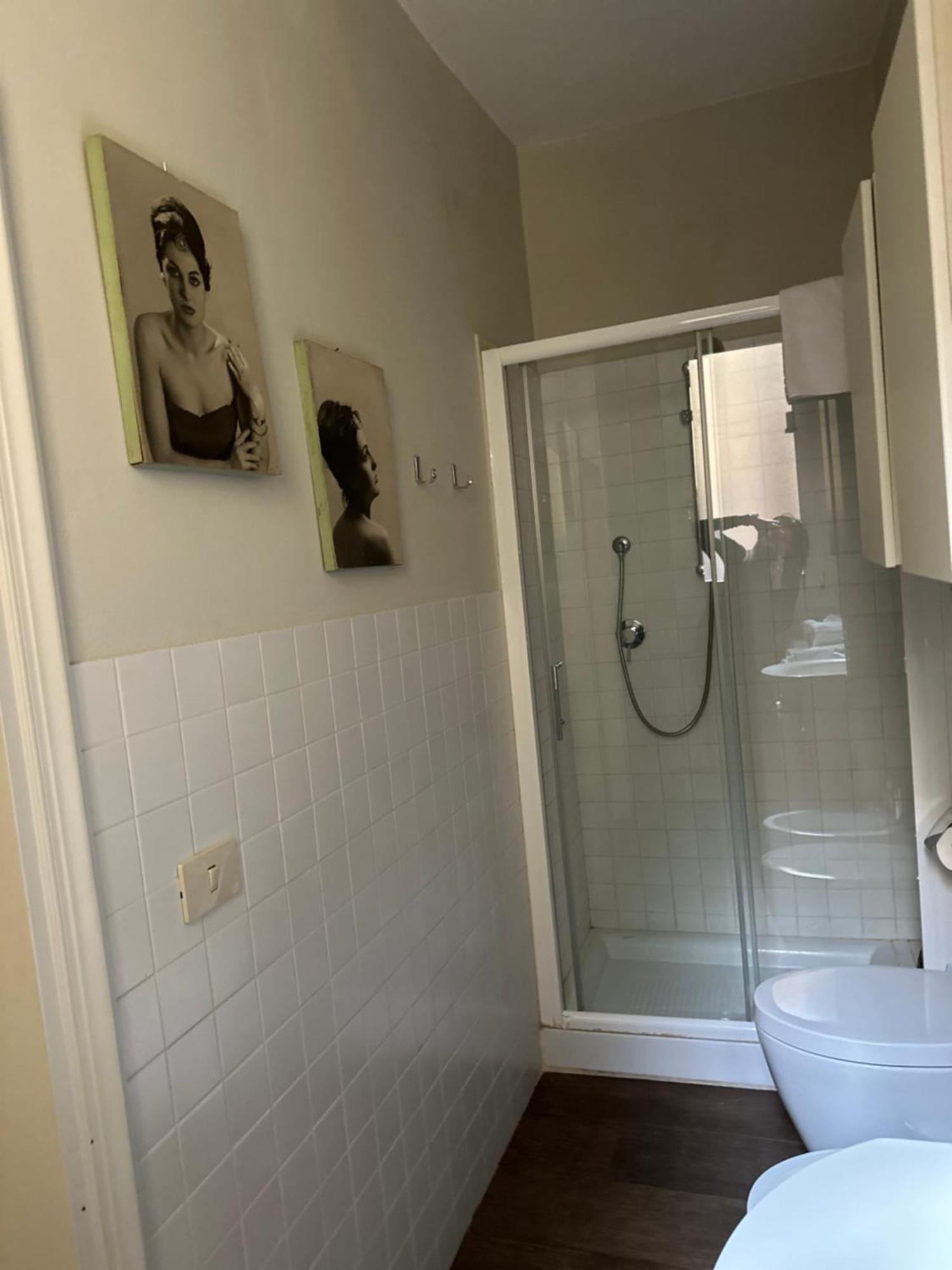 Maison Vert Appartamento In Centro Storico A Modena Módena Exterior foto